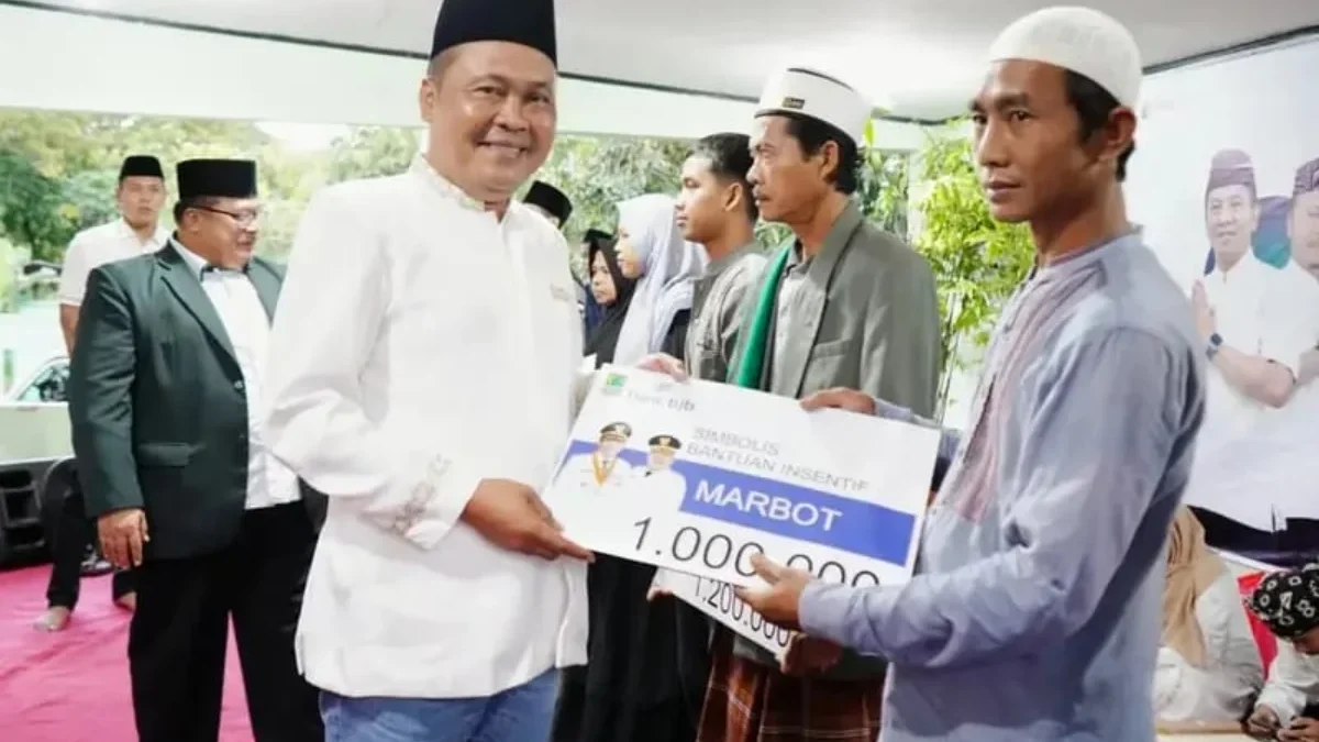 Pemkab Karawang Gelar Tarawih Keliling