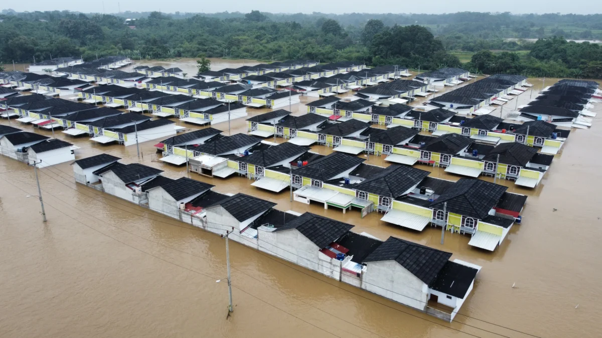 12 Kecamatan di Kabupaten Bekasi Terendam Banjir.