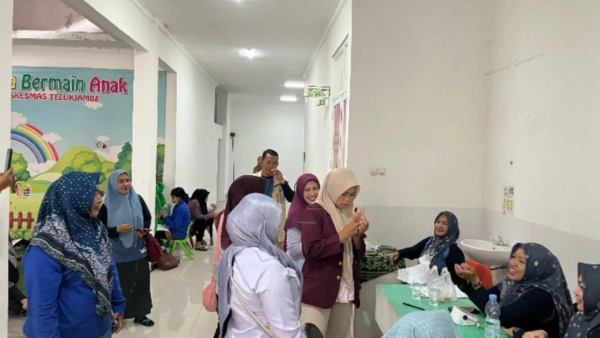 DPPKB Karawang Gelar Pelayanan Grebek Pasar