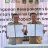 Bupati Karawang, Aep Syaepuloh, bersama Gubernur Provinsi DKI Jakarta, Pramono Anung.