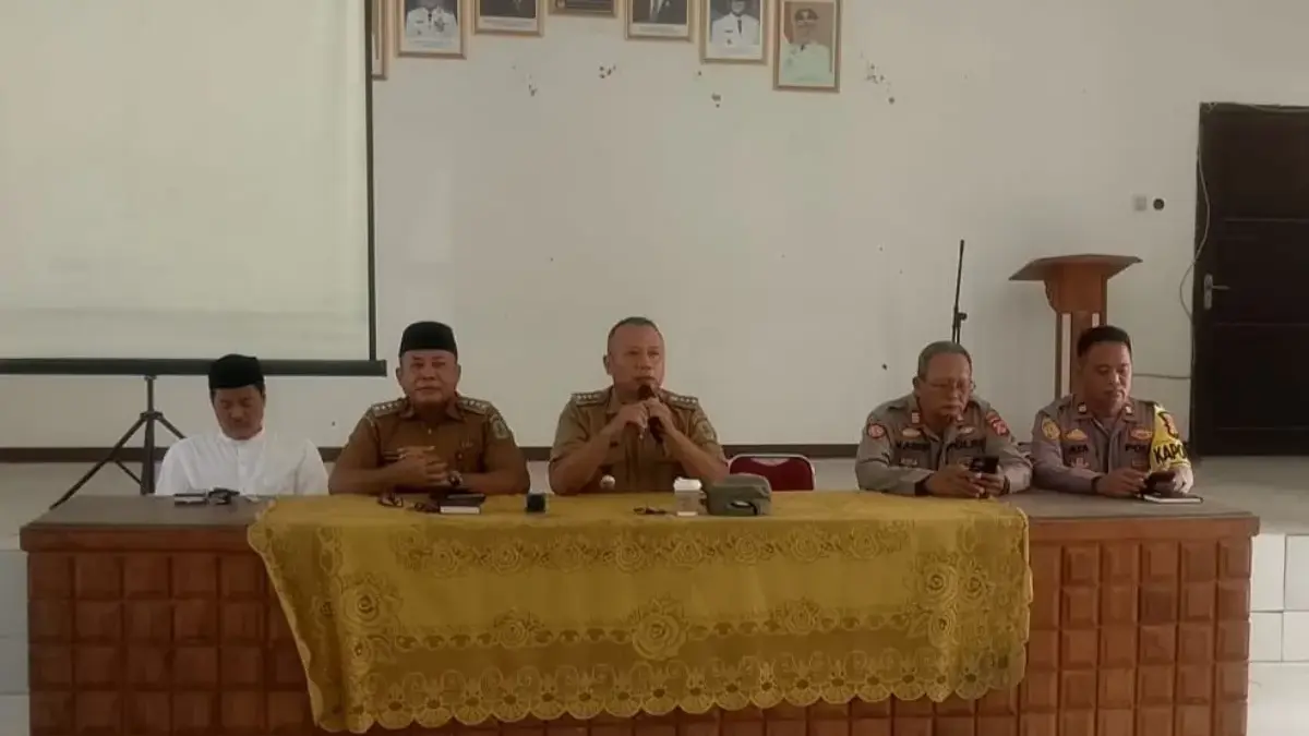 Camat Pangkalan.