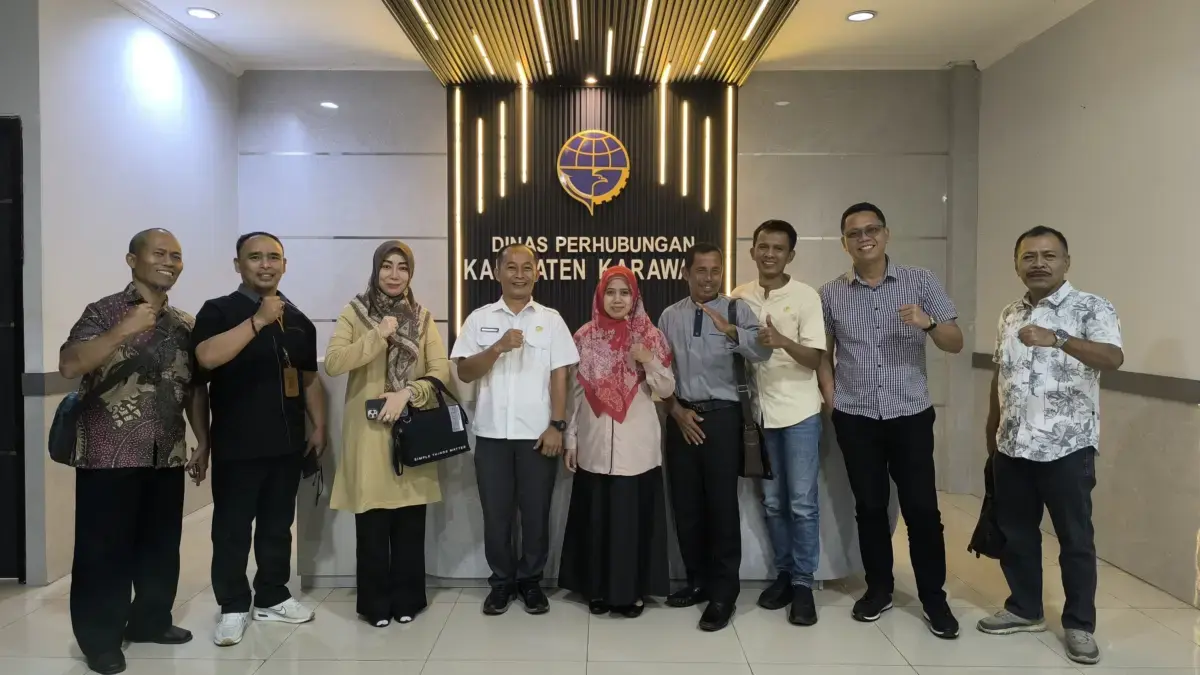 Anggota DPRD Karawang Mumun Maemunah Dorong Dishub Evaluasi Sistem Pengelolaan Retribusi Parkir.