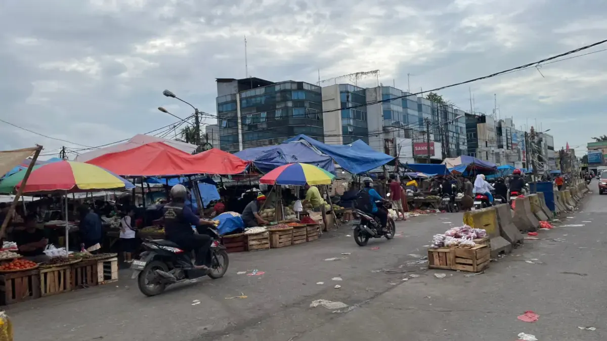 Penataan PKL di SGC Cikarang