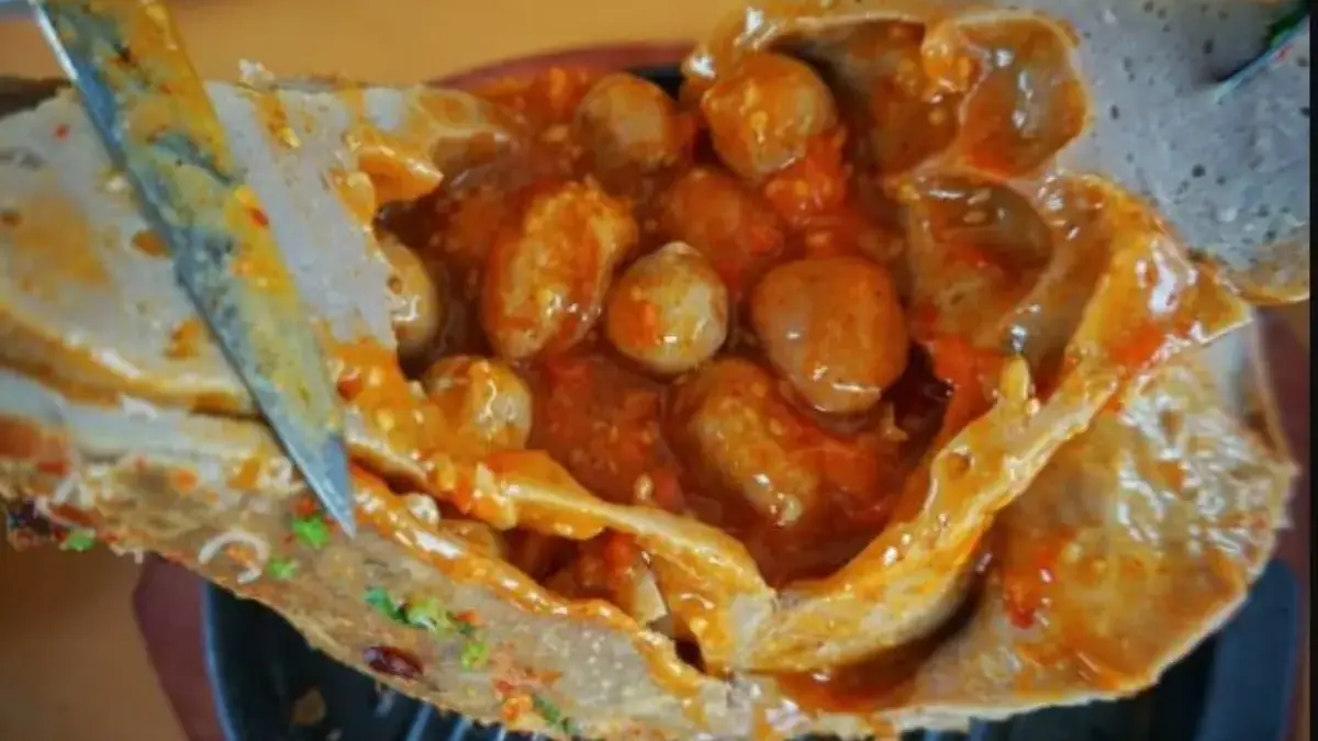 Ilustrasi Bakso Lava di Lampung.