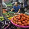 Pasar di Bekasi sepi