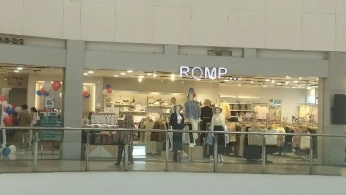 ROMP di Karawang Central Plaza