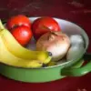 Bawang Bikin Nangis dan Pisang Bikin Happy