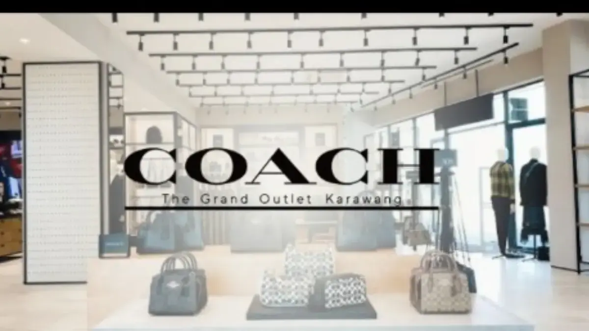Coach di Grand Outlet Karawang.