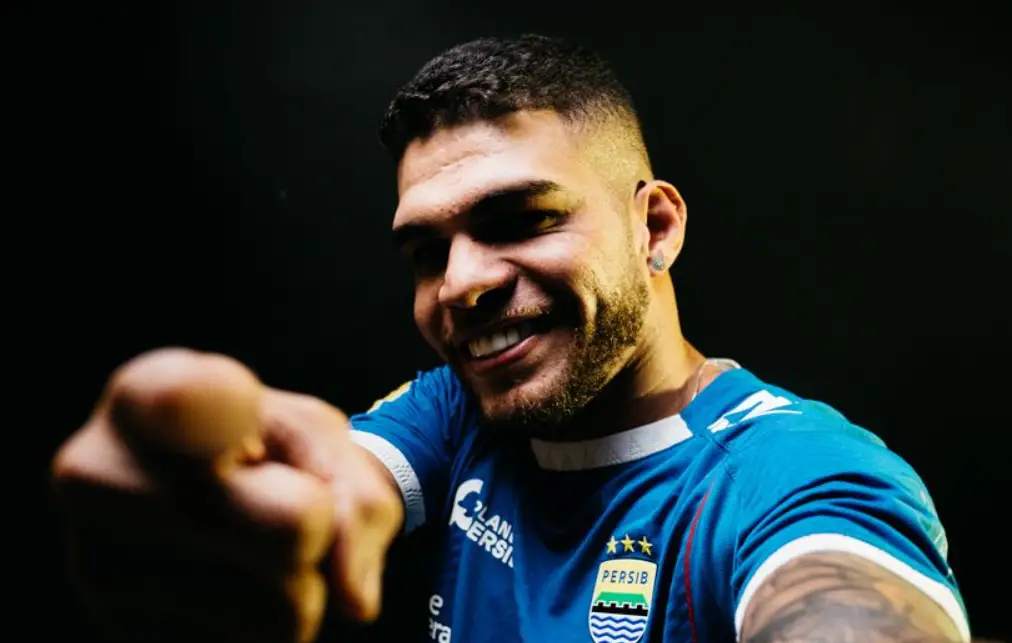 Rosembergne da Silva, atau yang akrab disapa Berguinho