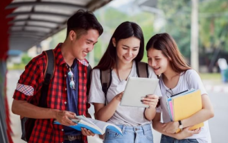 Istilah istilah kampus yang wajib mahasiswa tau!