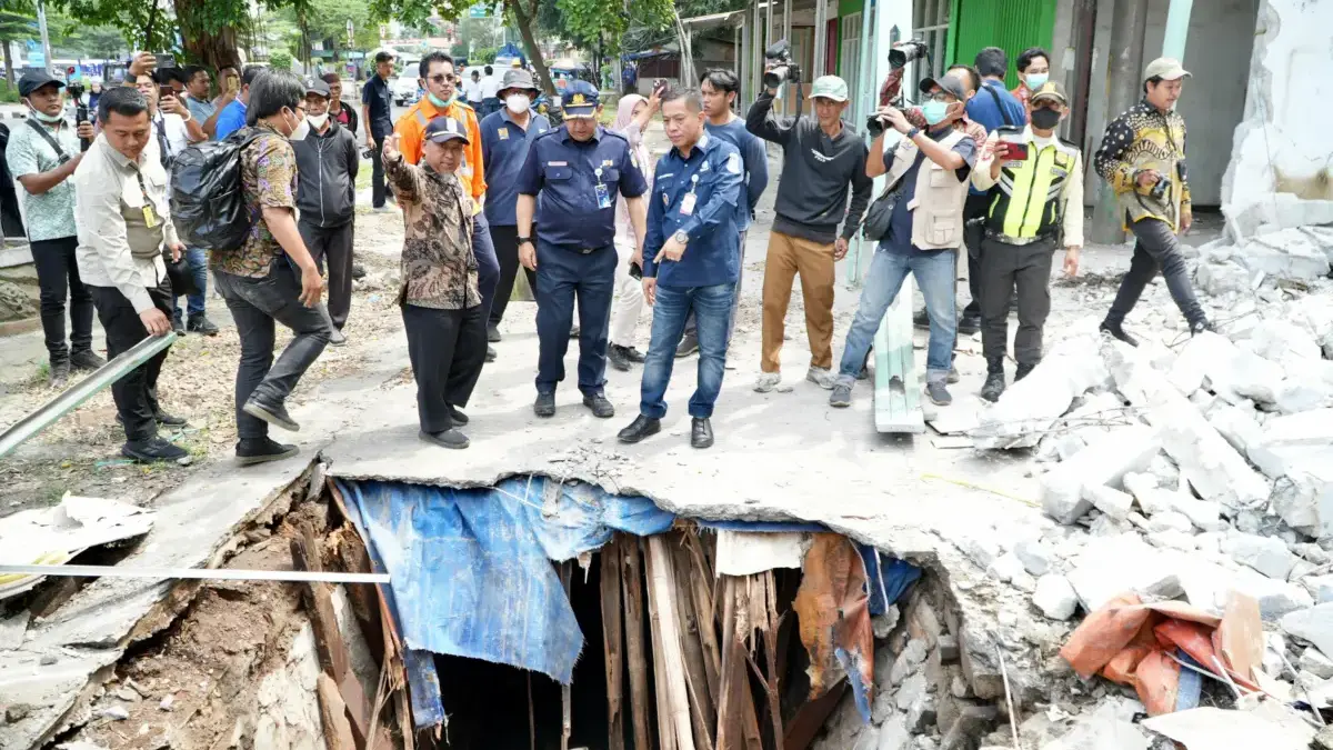Bupati Karawang Aep Syaepulloh meninjau Lokasi Bangli.