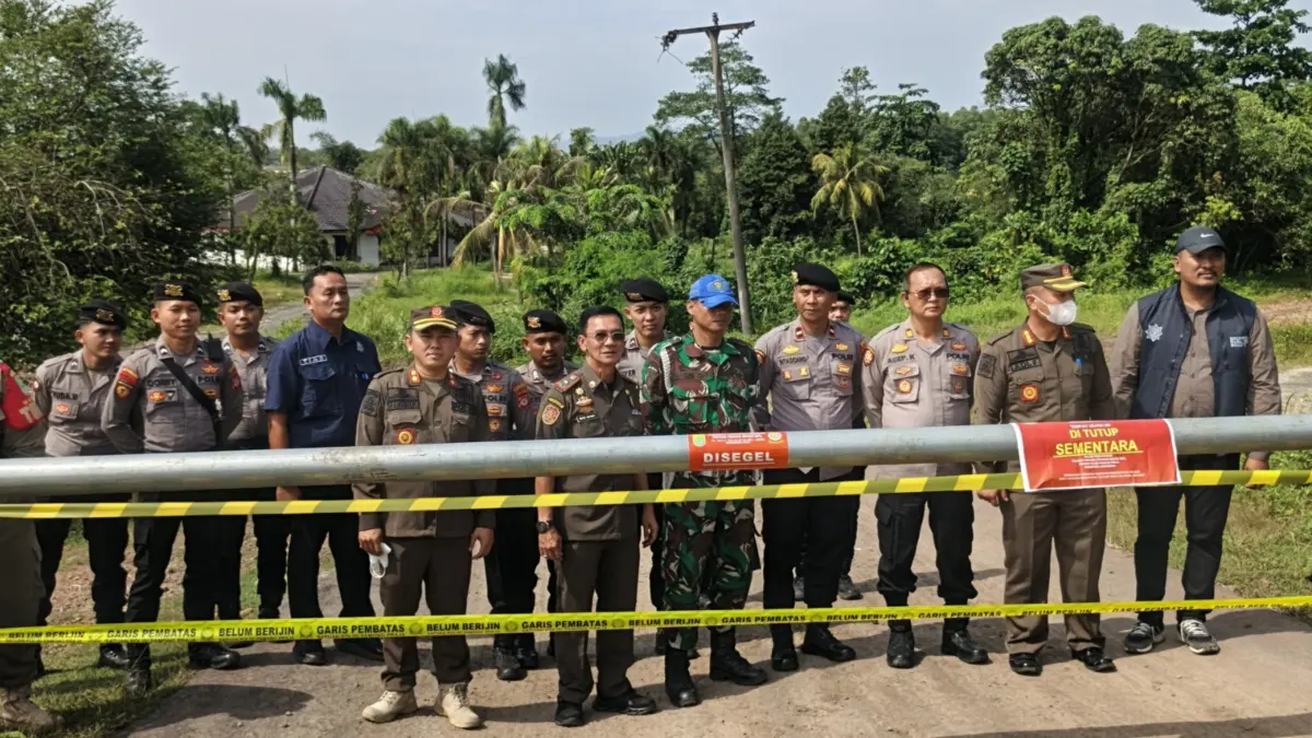 Satpol pp karawang