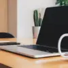 Cara Mengatasi Laptop Black Screen.