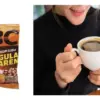 Minum Kopi Sachet.
