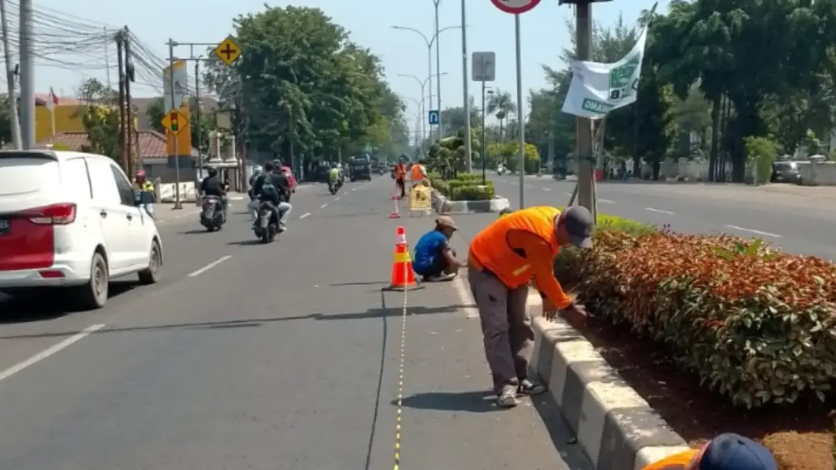 Percantik Ruas Jalan Utama.