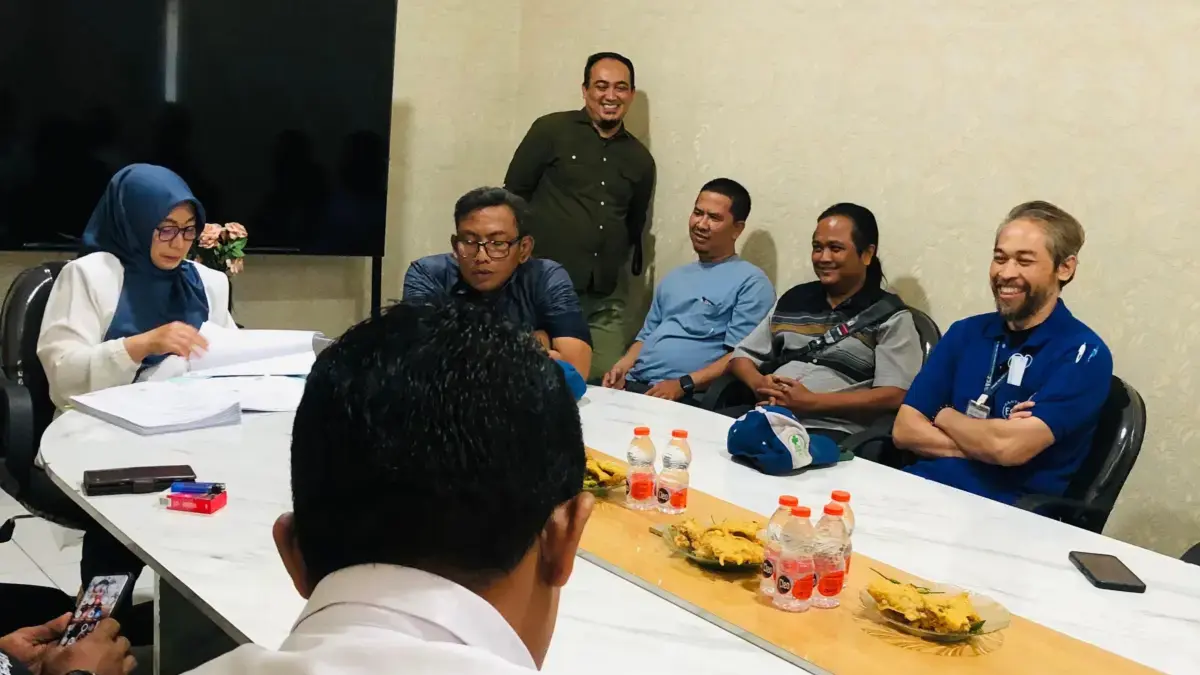 Disnakertrans Kabupaten Karawang.