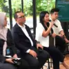 Soal mobil liatrik