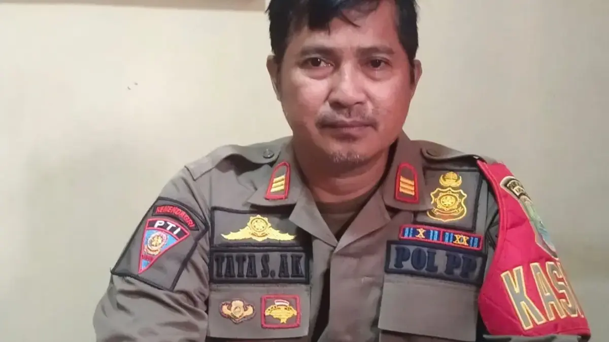 Kasi Opsdal Satpol PP Karawang, Tata Suparta.