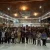 Bupati Aep kuliah lagi.