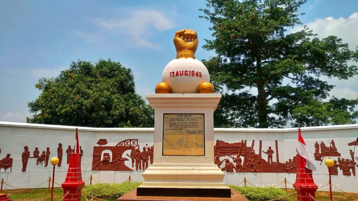 Tugu dengklok