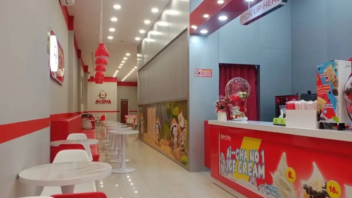 Aicha Ice Cream & Tea Galuh Mas Karawang