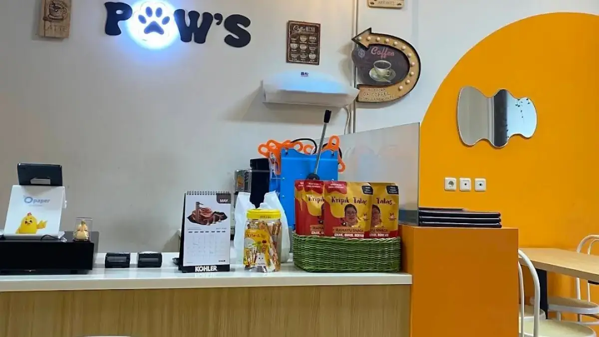 Paws Cafe Galuh Mas Karawang