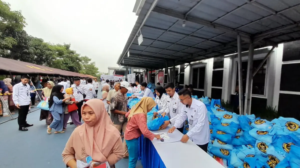 Menteri Imigrasi Tinjau Bakti Sosial di Lapas Cikarang