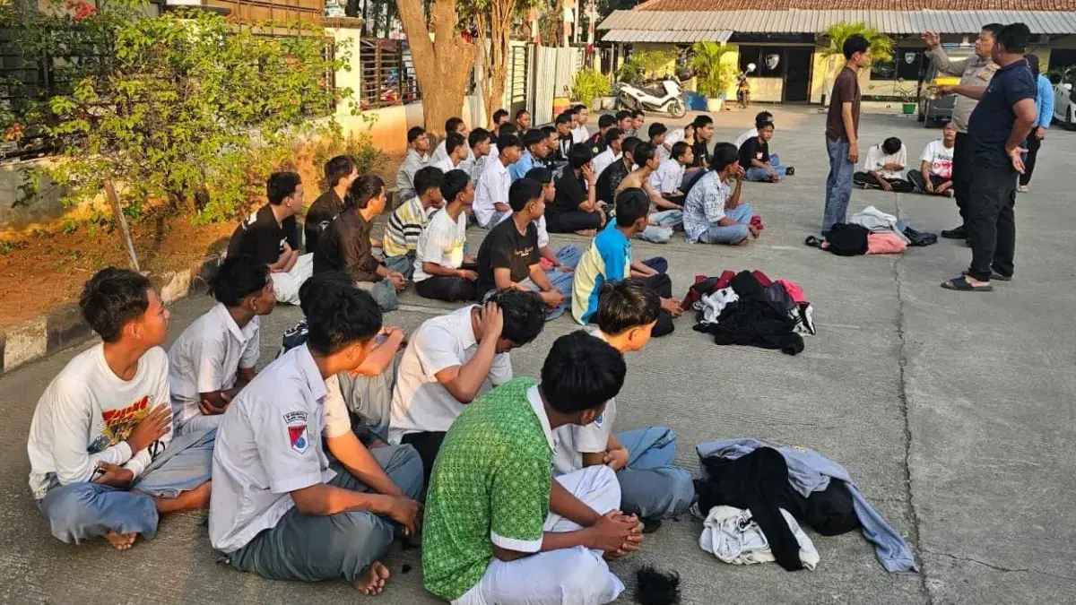Puluhan Pelajar diamankan Polisi, Diduga Ingin Ikut Demo ke Jakarta.