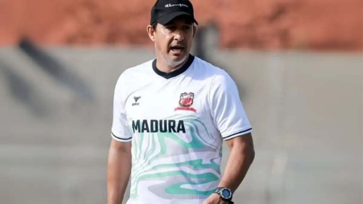Pelatih Madura United, Angel Alfredo Vera