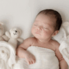 Inspirasi 101 Nama Bayi yang Lahir di Bulan Agustus, Indah dan Bermakna Nasionalis!
