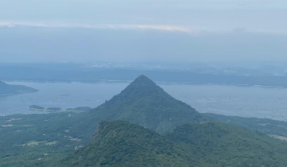 Rekomendasi 7 Gunung di Purwakarta dengan Jalur Ringan, Cocok Buat Pemula!