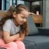 ilustrasi Anak Cacingan.