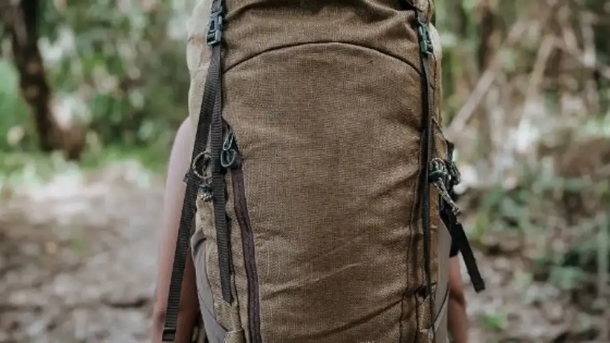 Rekomendasi Tas Gunung lokal terbaik.