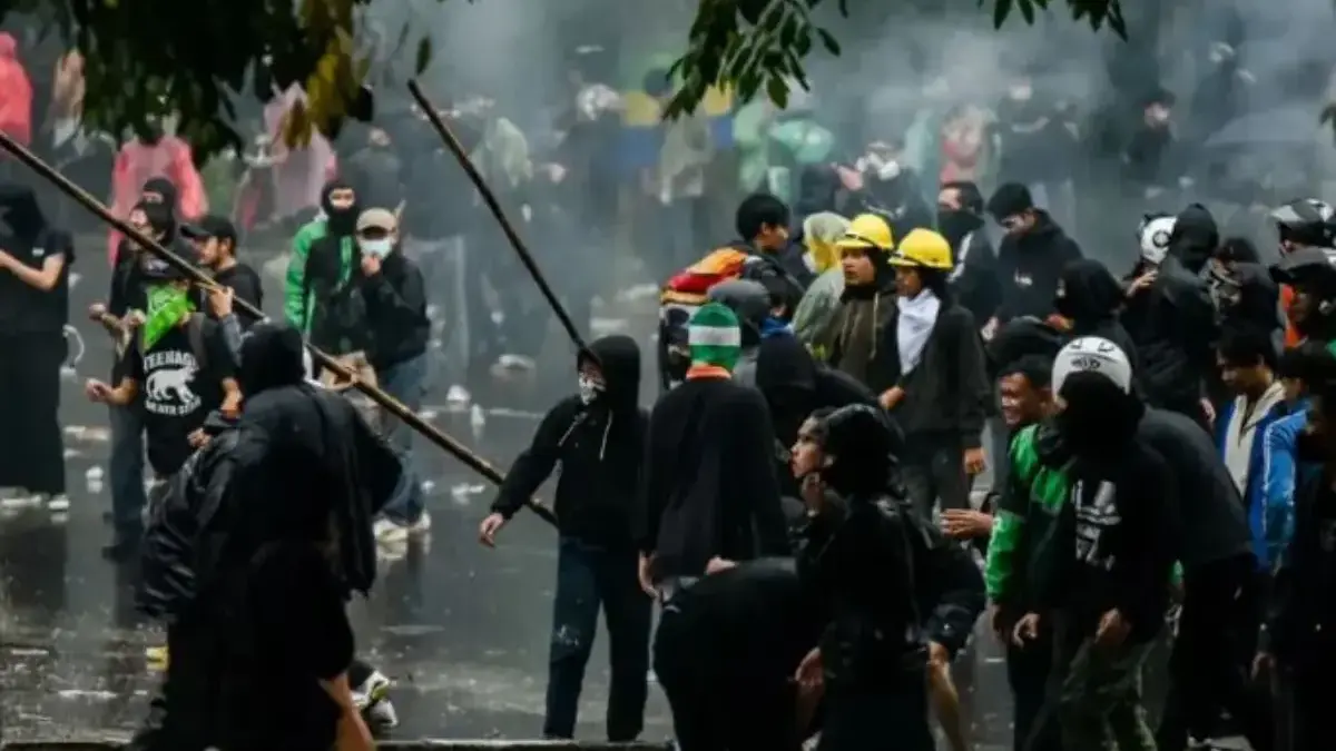Demo di Gedung DPRD Jabar.