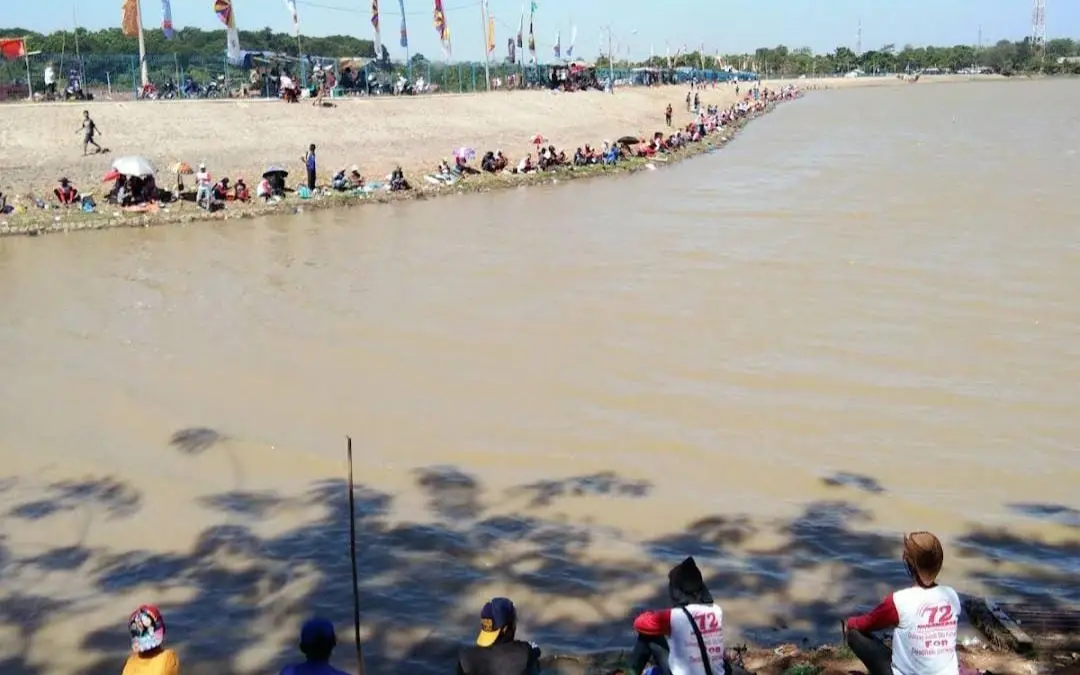 5 Rekomendasi Liburan Gratis di Cikampek, Situ Kamojing.