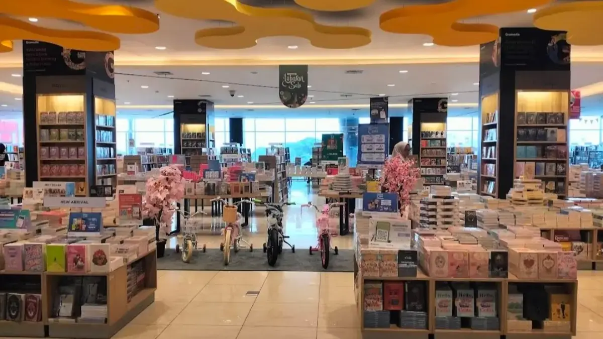 Gramedia World di Galuh Mas Karawang