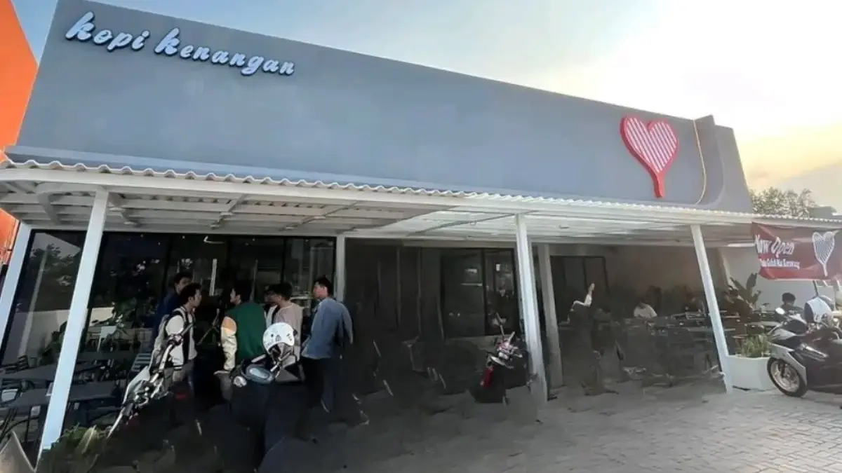 Cafe Baru Kopi Kenangan Galuh Mas Karawang