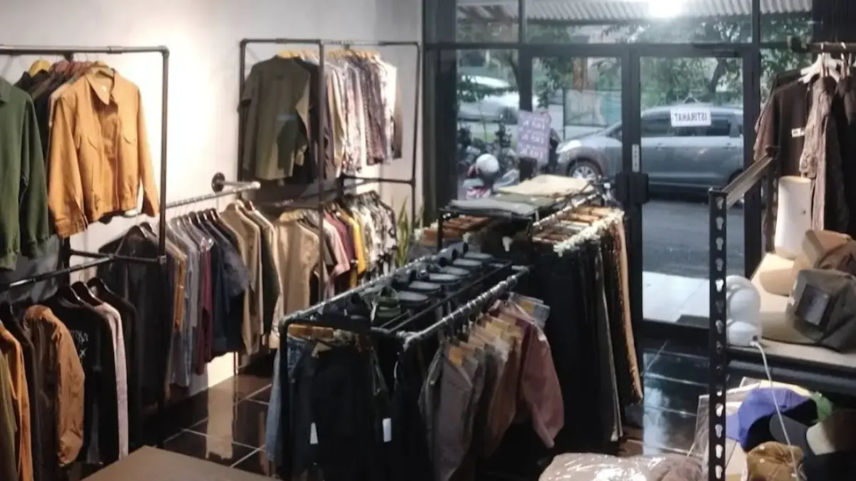 Manpower Clothing Store Galuh Mas Karawang