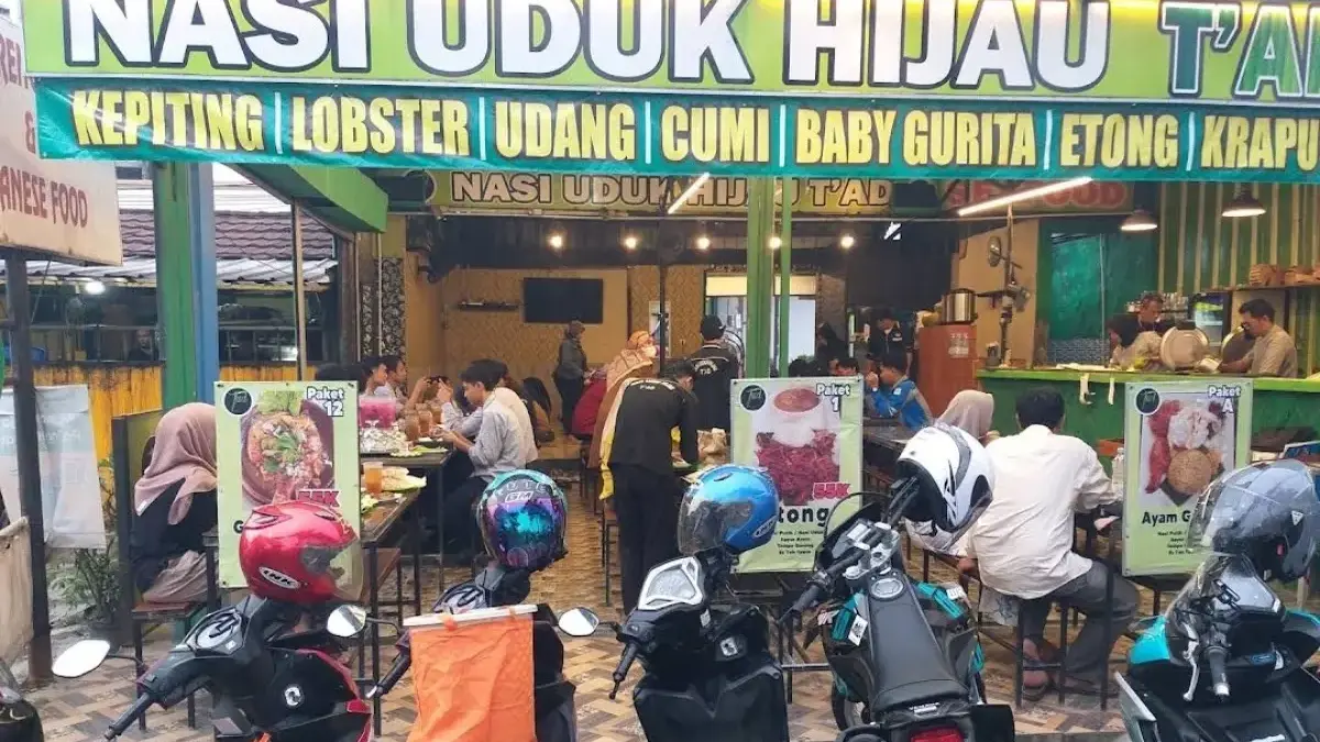 Nasi Uduk Hijau T\'AD Galuh Mas Karawang