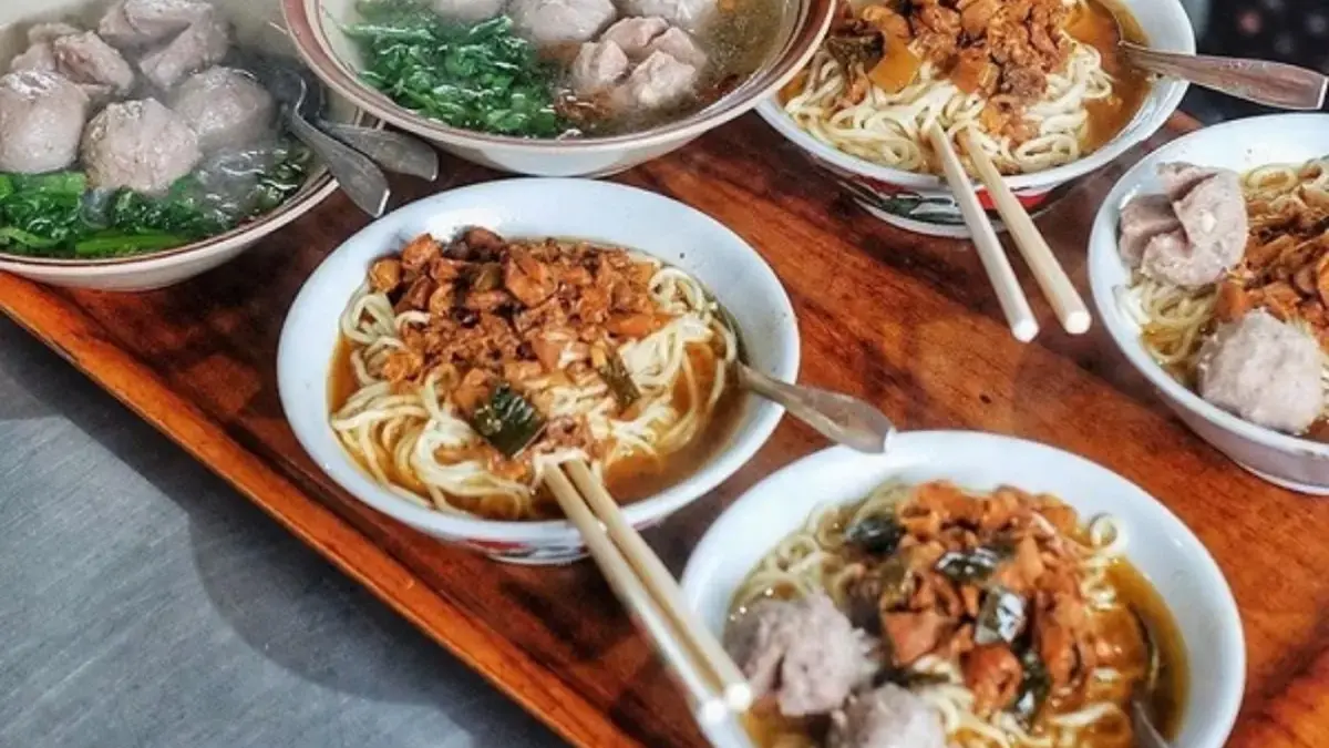 Rekomendasi Tempat Makan Bakso & Mie di Galuh Mas Karawang