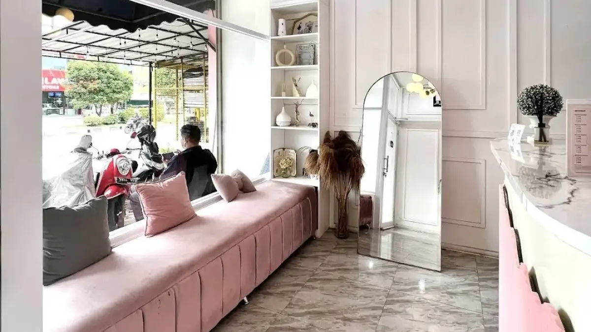 Tempat Hits di Galuh Mas Ini Bikin Alis dan Bulu Matamu Makin Cetar, Gak Percaya? Coba Sendiri Browish by Sanlia Galuh Mas Karawang