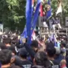Demo karang taruna