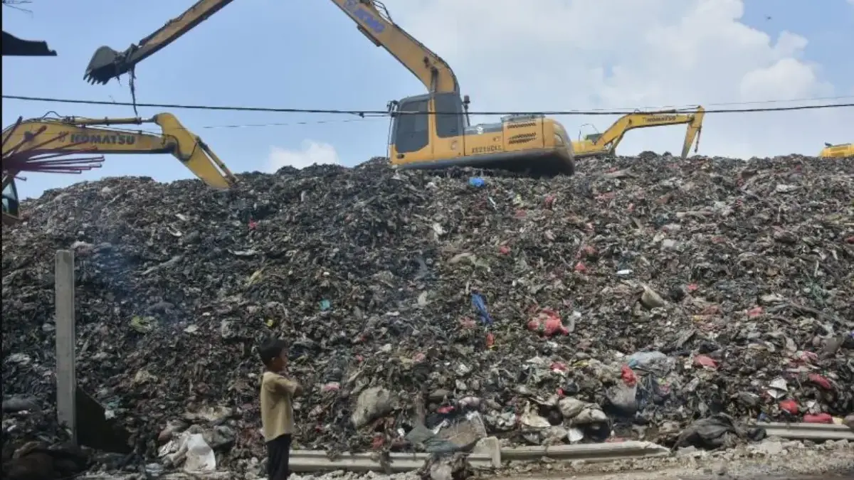 TPA Burangkeng di Bekasi Terancam Tutup.