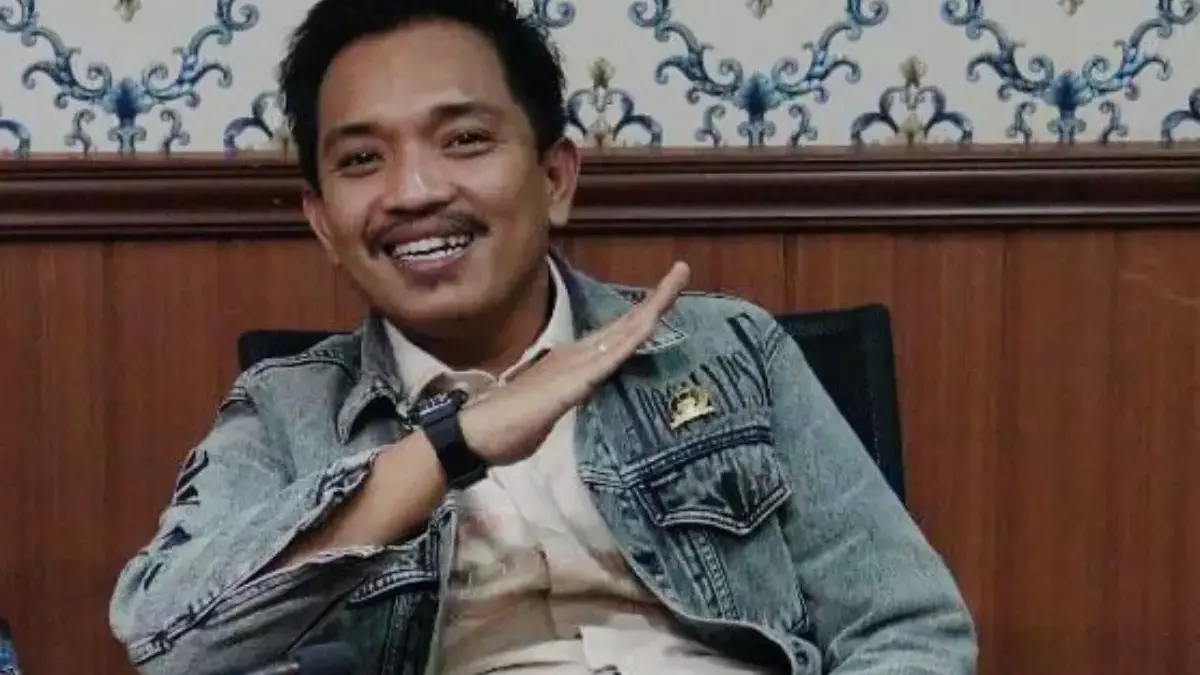 Anggota Komisi IV DPRD Karawang, Anwar Hidayat atau akrab disapa Dede Anwar.