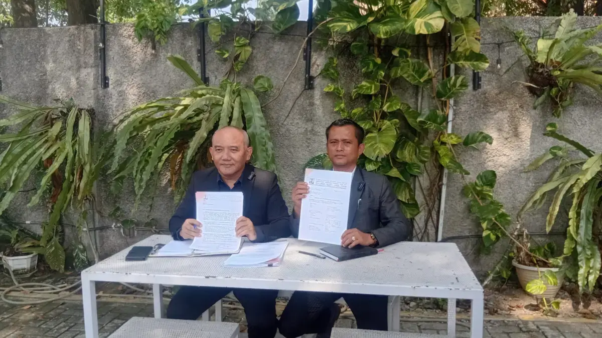 Kuasa hukum PT Jui Shin Indonesia, Irman Zufari dan A. Abidin