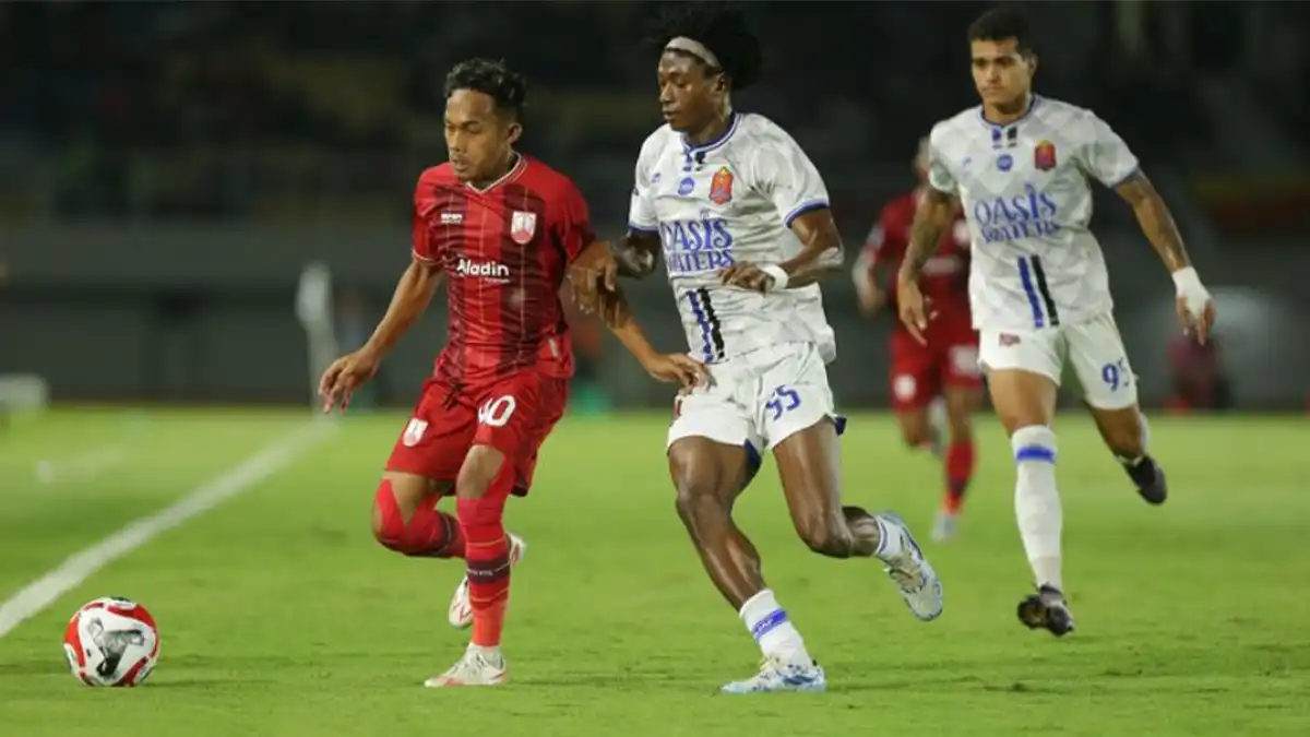 Persis Solo