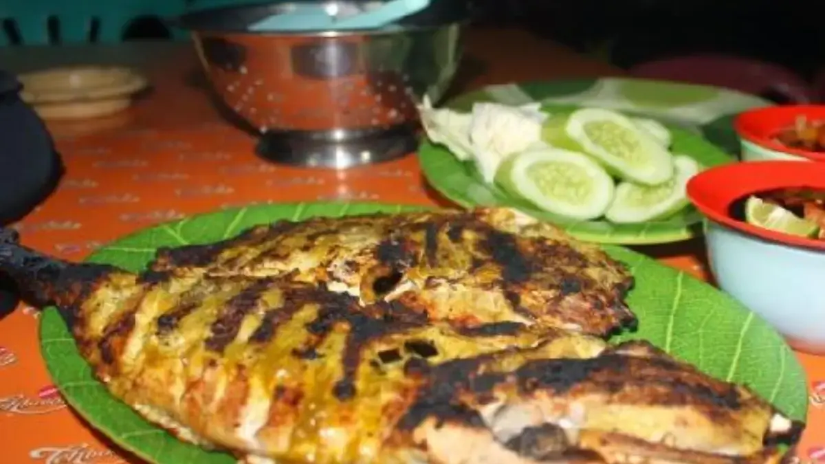 Kenalan dengan Makanan Khas Karawang, Etong Bakar yang Wajib Kamu Coba! ‎