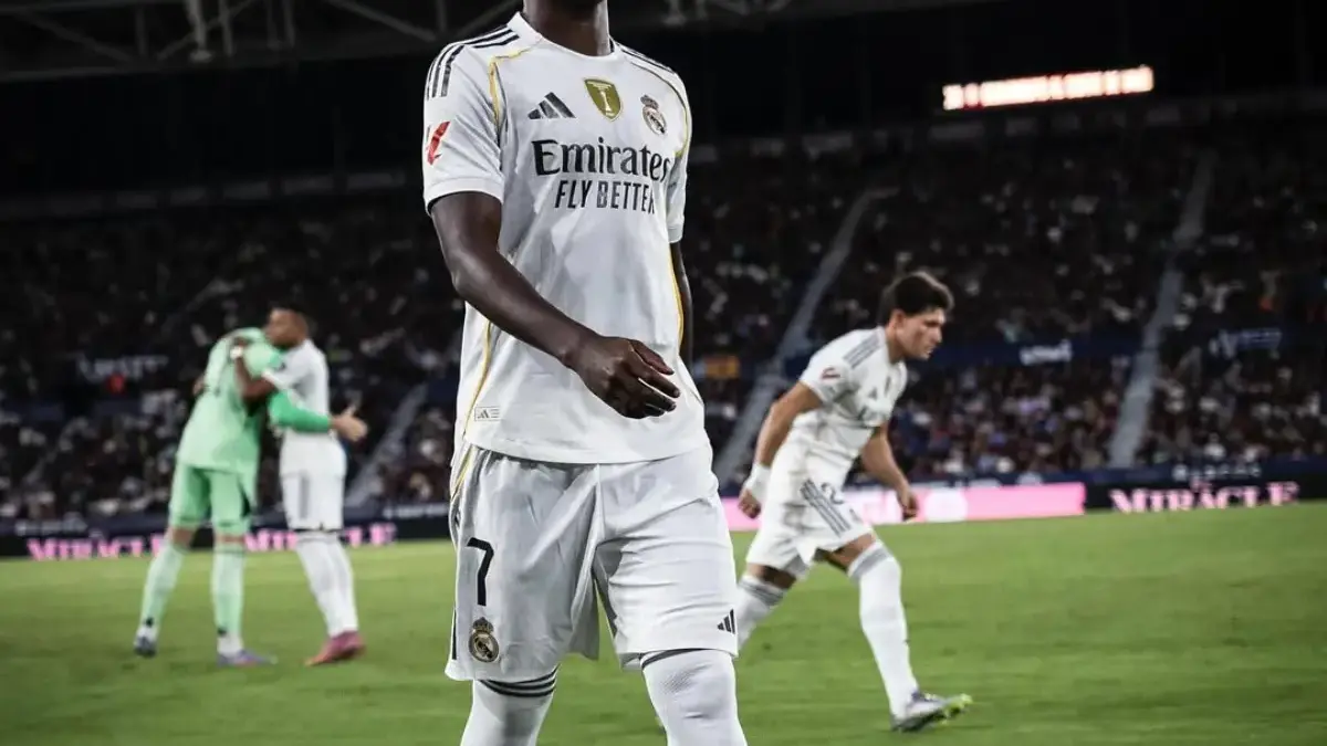 Vinicius Jr Tinggalkan Real Madrid, Pergi ke Brasil, Apakah Ada Konflik dengan Mbappé?  ‎