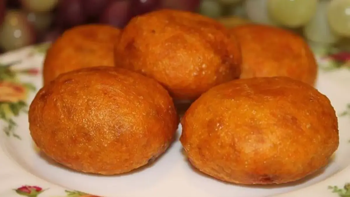 14 Rekomendasi Jajanan Khas Karawang yang Wajib Dibeli dan Dibawa Pulang Buat Oleh-oleh! Jajanan Khas Karawang