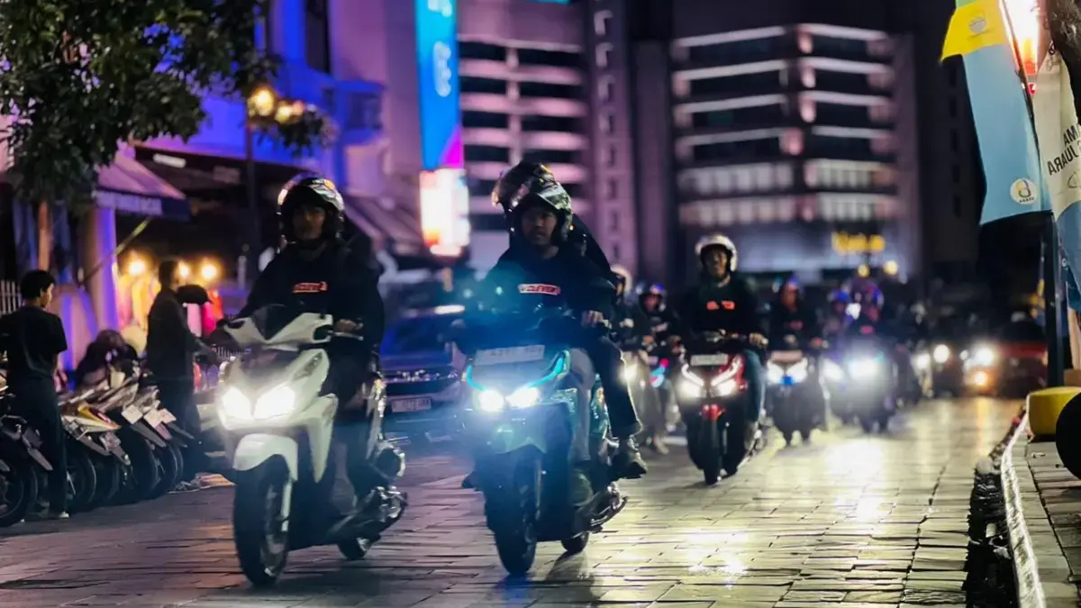 Suasana malam kota Bandung